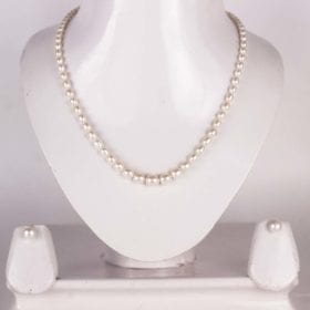 Beautiful Graded Oval Pearl Set Image