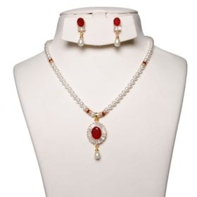 Traditional Pearl Set in Semi Precious Pendant Image