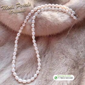 Wonderful Oval One Line Pearl Necklace Image