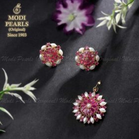 Designer Pearls Pendant Set Image